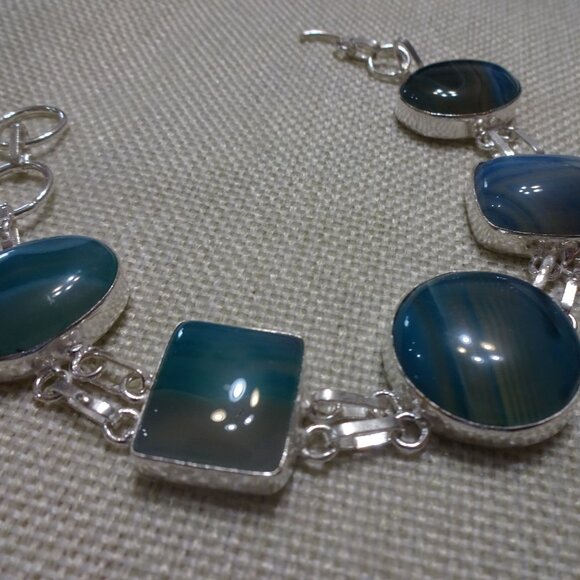 Beautiful GREEN BOTSWANA AGATE Handmade Sterling 925 Bracelet Size 8" #691C - Picture 1 of 3